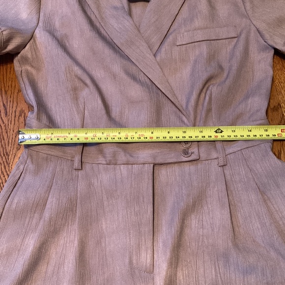 Simons Ihfantine overall shorts romper. Safari tan. NWT. - Picture 8 of 12